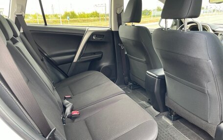 Toyota RAV4, 2014 год, 2 150 000 рублей, 14 фотография