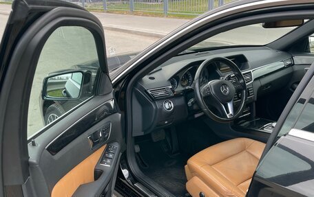 Mercedes-Benz E-Класс, 2012 год, 1 600 000 рублей, 12 фотография