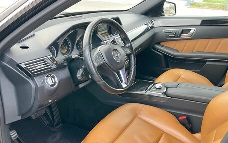 Mercedes-Benz E-Класс, 2012 год, 1 600 000 рублей, 13 фотография