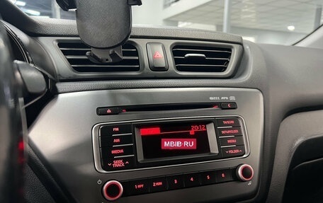 KIA Rio III рестайлинг, 2015 год, 1 070 000 рублей, 12 фотография