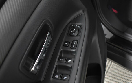 Mitsubishi Outlander III рестайлинг 3, 2018 год, 2 450 000 рублей, 20 фотография