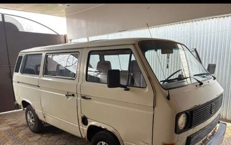 Volkswagen Caravelle T3, 1990 год, 300 000 рублей, 3 фотография