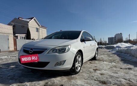 Opel Astra J, 2012 год, 800 000 рублей, 3 фотография