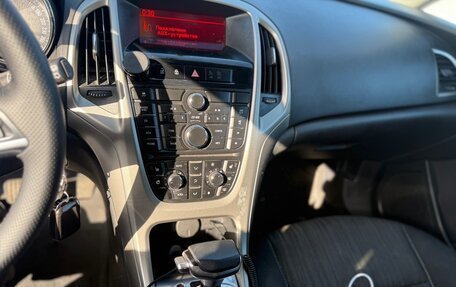 Opel Astra J, 2012 год, 800 000 рублей, 9 фотография