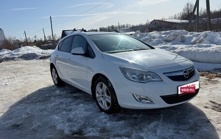 Opel Astra J, 2012 год, 800 000 рублей, 10 фотография