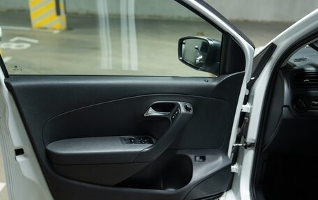 Volkswagen Polo VI (EU Market), 2019 год, 1 200 000 рублей, 21 фотография