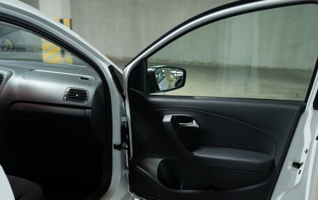 Volkswagen Polo VI (EU Market), 2019 год, 1 200 000 рублей, 23 фотография