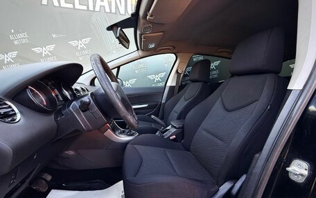 Peugeot 308 II, 2011 год, 525 000 рублей, 11 фотография