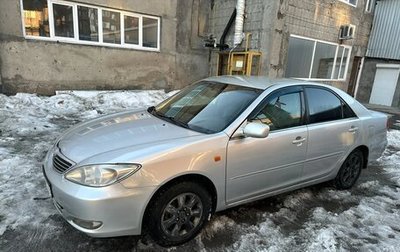 Toyota Camry V40, 2003 год, 575 000 рублей, 1 фотография