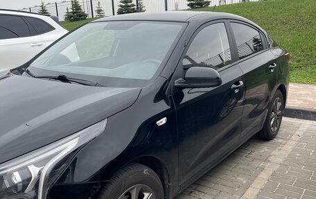 KIA Rio IV, 2021 год, 1 650 000 рублей, 2 фотография