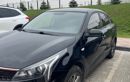 KIA Rio IV, 2021 год, 1 650 000 рублей, 3 фотография