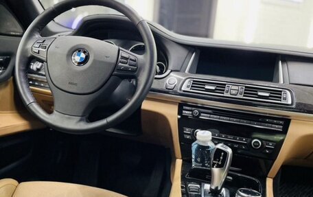 BMW 7 серия, 2013 год, 2 550 000 рублей, 3 фотография