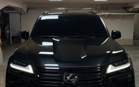 Lexus LX, 2022 год, 14 000 000 рублей, 3 фотография