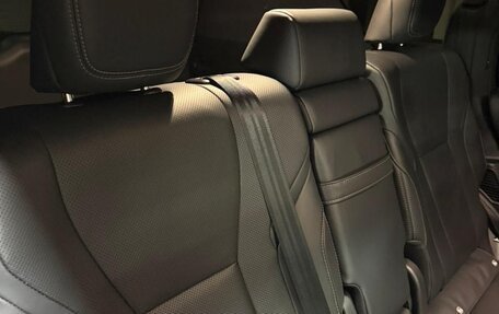 Lexus LX, 2022 год, 14 000 000 рублей, 16 фотография
