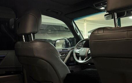 Lexus LX, 2022 год, 14 000 000 рублей, 18 фотография