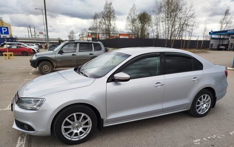 Volkswagen Jetta VI, 2012 год, 1 050 000 рублей, 2 фотография