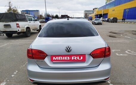 Volkswagen Jetta VI, 2012 год, 1 050 000 рублей, 4 фотография