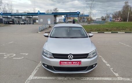Volkswagen Jetta VI, 2012 год, 1 050 000 рублей, 12 фотография