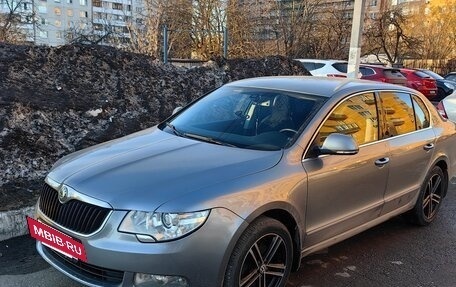 Skoda Superb III рестайлинг, 2011 год, 990 000 рублей, 3 фотография
