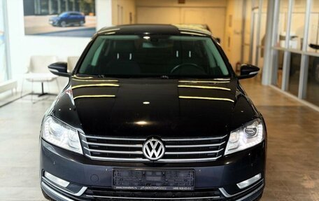 Volkswagen Passat B7, 2013 год, 919 000 рублей, 2 фотография