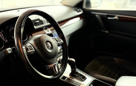 Volkswagen Passat B7, 2013 год, 919 000 рублей, 7 фотография