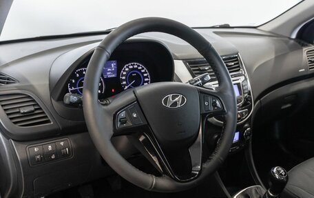 Hyundai Solaris II рестайлинг, 2013 год, 942 700 рублей, 5 фотография