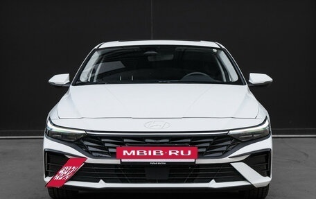 Hyundai Elantra, 2024 год, 2 220 000 рублей, 2 фотография