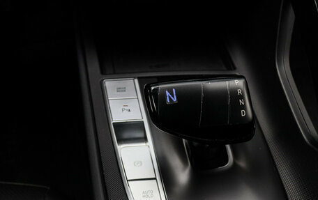 Hyundai Elantra, 2024 год, 2 220 000 рублей, 16 фотография