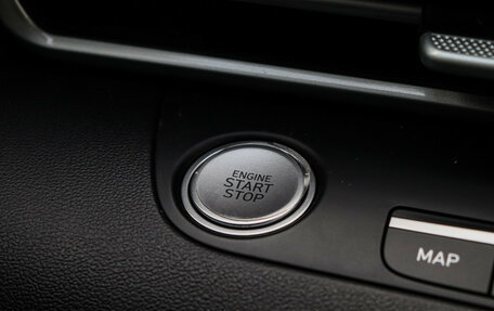 Hyundai Elantra, 2024 год, 2 220 000 рублей, 18 фотография