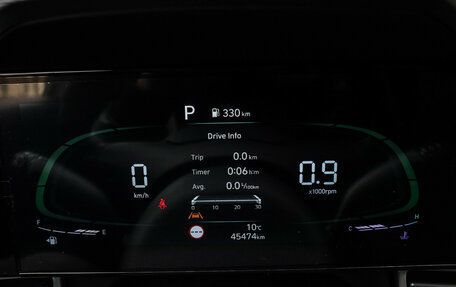 Hyundai Elantra, 2024 год, 2 220 000 рублей, 23 фотография