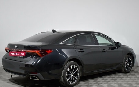 Toyota Avalon, 2022 год, 3 190 000 рублей, 5 фотография