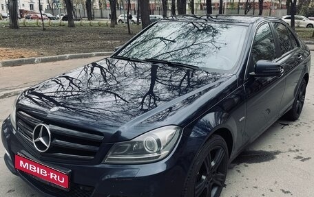 Mercedes-Benz C-Класс, 2013 год, 1 650 000 рублей, 1 фотография