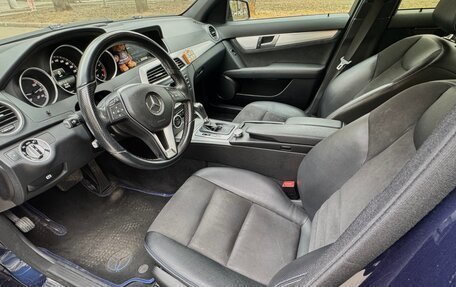 Mercedes-Benz C-Класс, 2013 год, 1 650 000 рублей, 9 фотография