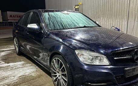 Mercedes-Benz C-Класс, 2007 год, 1 000 000 рублей, 2 фотография