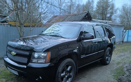 Chevrolet Tahoe III, 2008 год, 1 760 000 рублей, 2 фотография