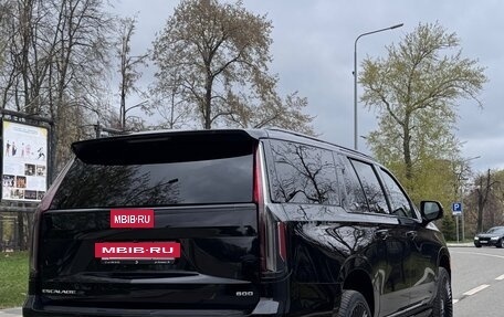 Cadillac Escalade V, 2023 год, 13 400 000 рублей, 3 фотография