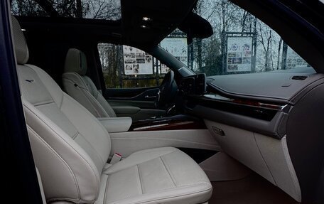 Cadillac Escalade V, 2023 год, 13 400 000 рублей, 11 фотография