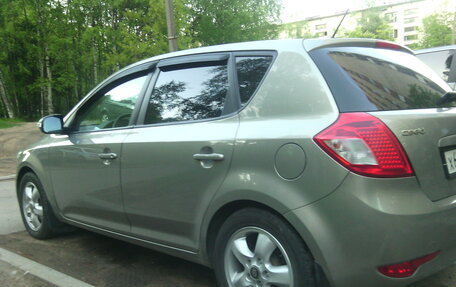 KIA cee'd I рестайлинг, 2011 год, 3 фотография