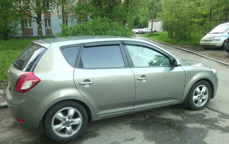 KIA cee'd I рестайлинг, 2011 год, 2 фотография