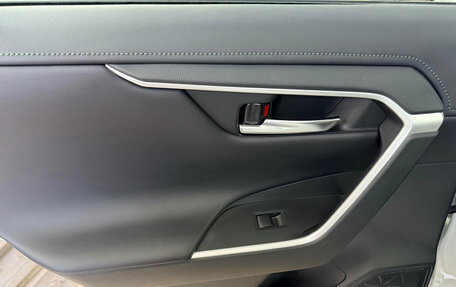 Toyota RAV4, 2025 год, 4 500 000 рублей, 19 фотография