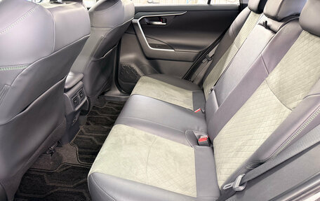 Toyota RAV4, 2025 год, 4 500 000 рублей, 21 фотография