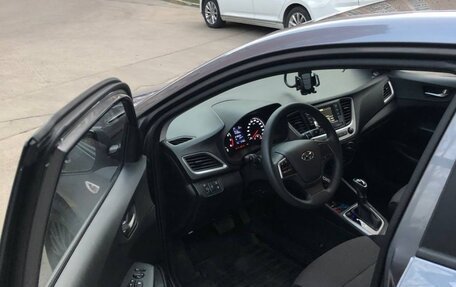 Hyundai Solaris II рестайлинг, 2019 год, 1 500 000 рублей, 3 фотография