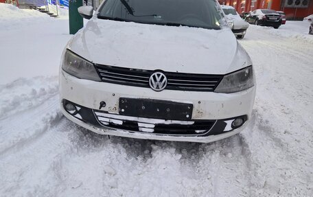 Volkswagen Jetta VI, 2013 год, 600 000 рублей, 1 фотография