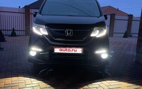 Honda Stepwgn IV, 2017 год, 2 150 000 рублей, 1 фотография