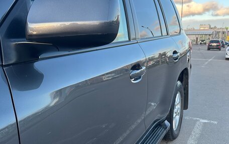 Toyota Land Cruiser 200, 2011 год, 3 050 000 рублей, 21 фотография