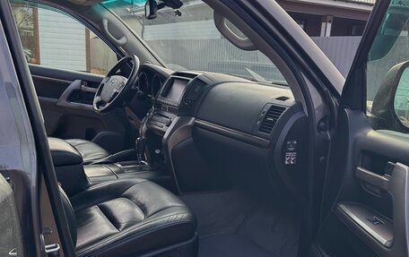 Toyota Land Cruiser 200, 2011 год, 3 050 000 рублей, 36 фотография