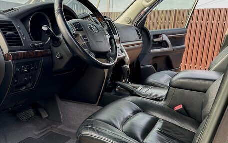 Toyota Land Cruiser 200, 2011 год, 3 050 000 рублей, 35 фотография