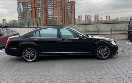 Mercedes-Benz S-Класс, 2010 год, 2 550 000 рублей, 4 фотография
