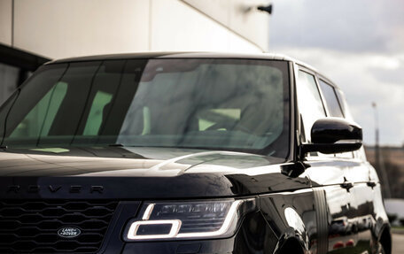 Land Rover Range Rover IV рестайлинг, 2019 год, 5 990 000 рублей, 2 фотография