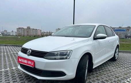 Volkswagen Jetta VI, 2014 год, 1 100 000 рублей, 3 фотография